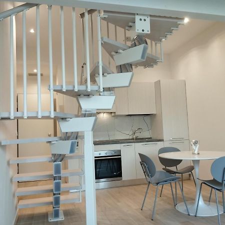 Llhome Bologna Elegante Monolocale Ristrutturato Con Posto Auto Coperto Eksteriør bilde