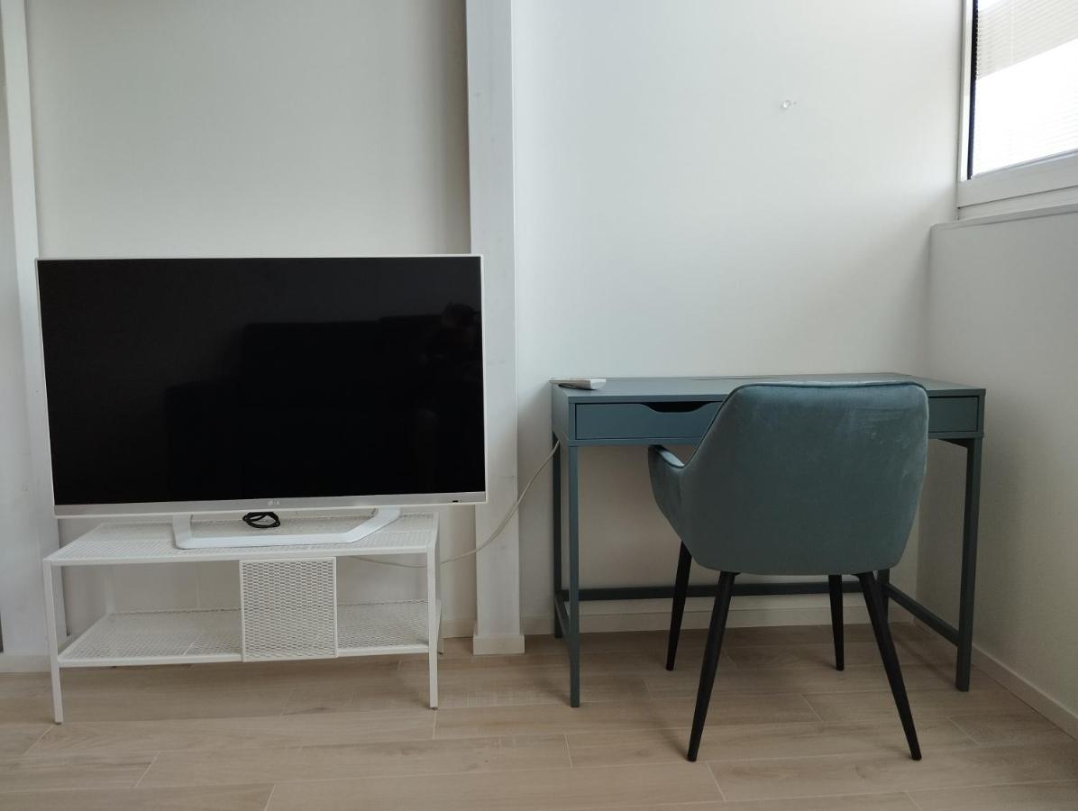 Llhome Bologna Elegante Monolocale Ristrutturato Con Posto Auto Coperto Eksteriør bilde